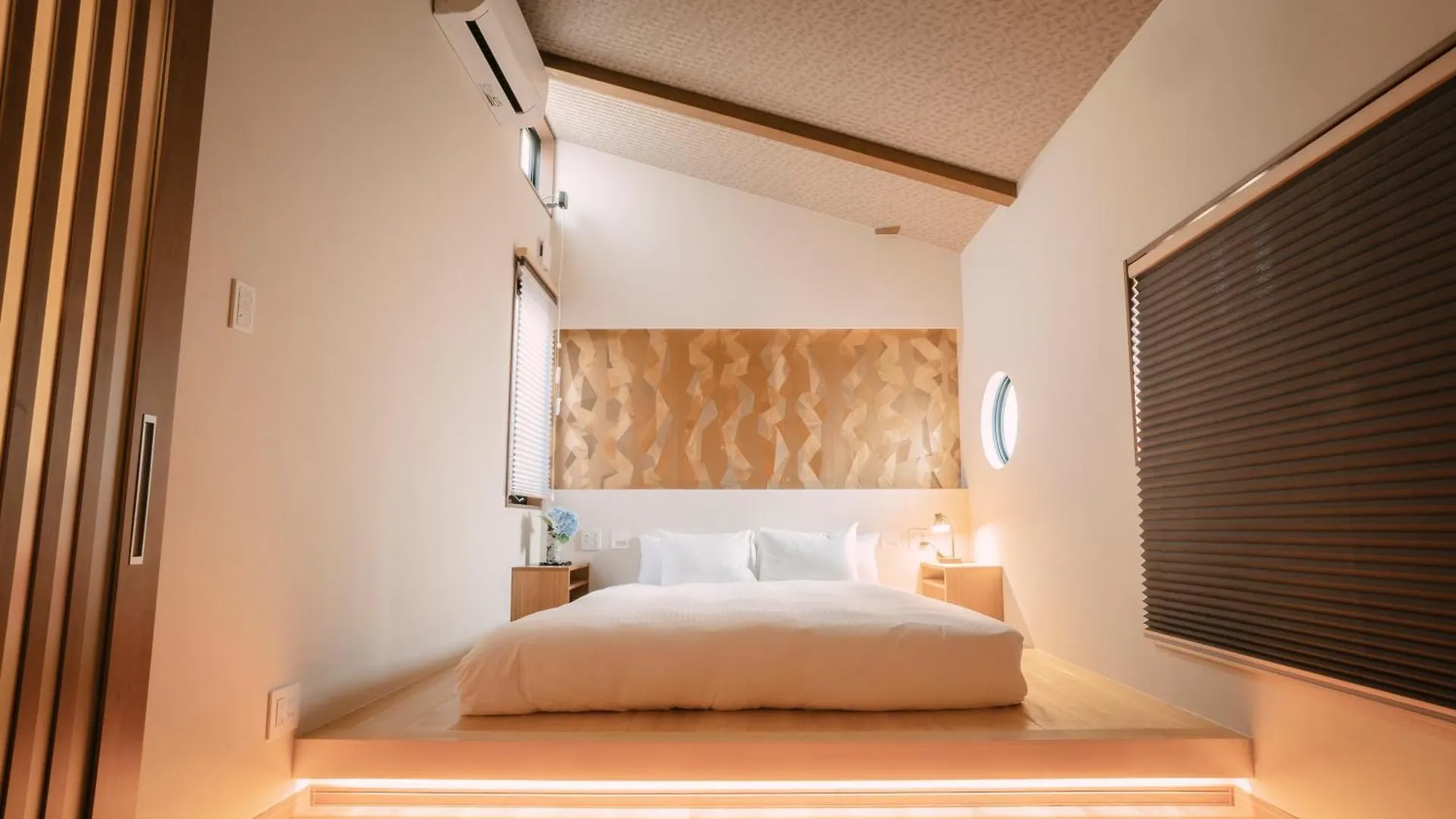 谷町君・星屋・朝霧 Villa Kyoto 0*,